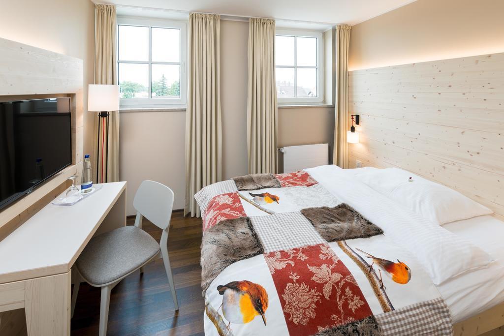 Feldmochinger Hof Hotel München Eksteriør billede